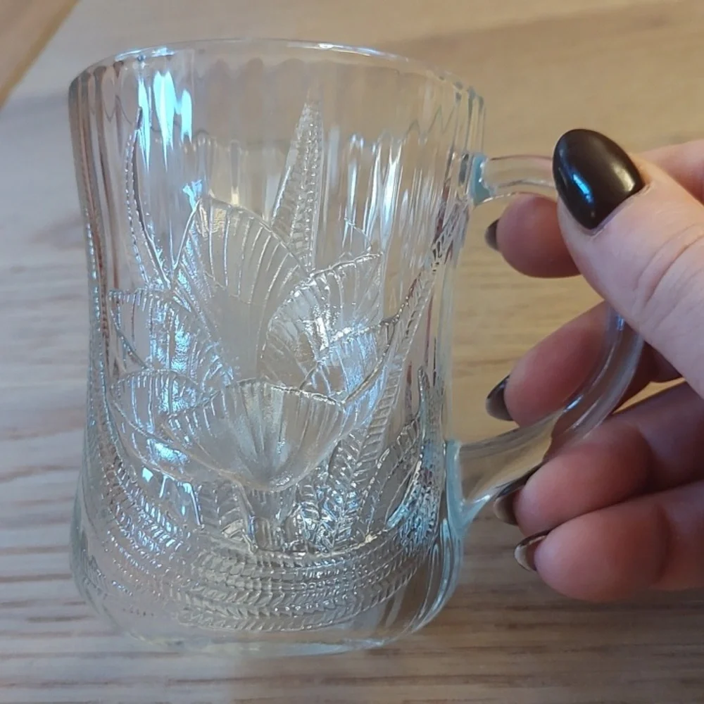 Arcoroc Canterbury Crocus Clear Glass Mugs Set Of 4 10oz EUC - Picture 6 of 14